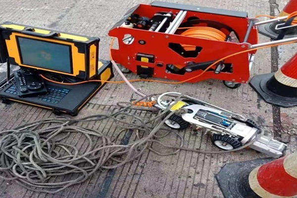 定襄CCTV管道检测机器人